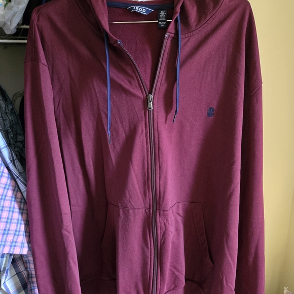 Izod Maroon Zip-Up with Blue Accents - Picture 1 of 4